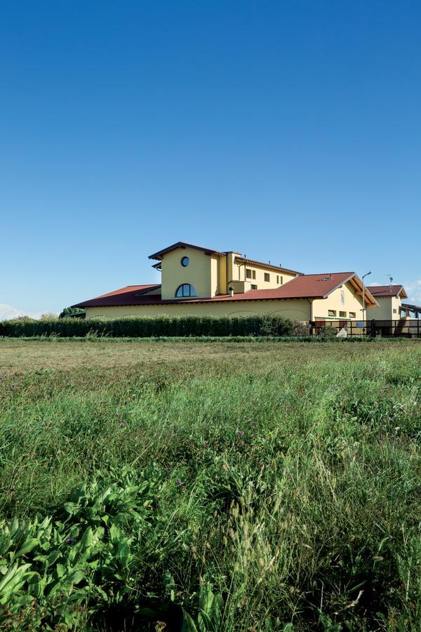 Agriturismo Camisi Qh Cambiago Dış mekan fotoğraf