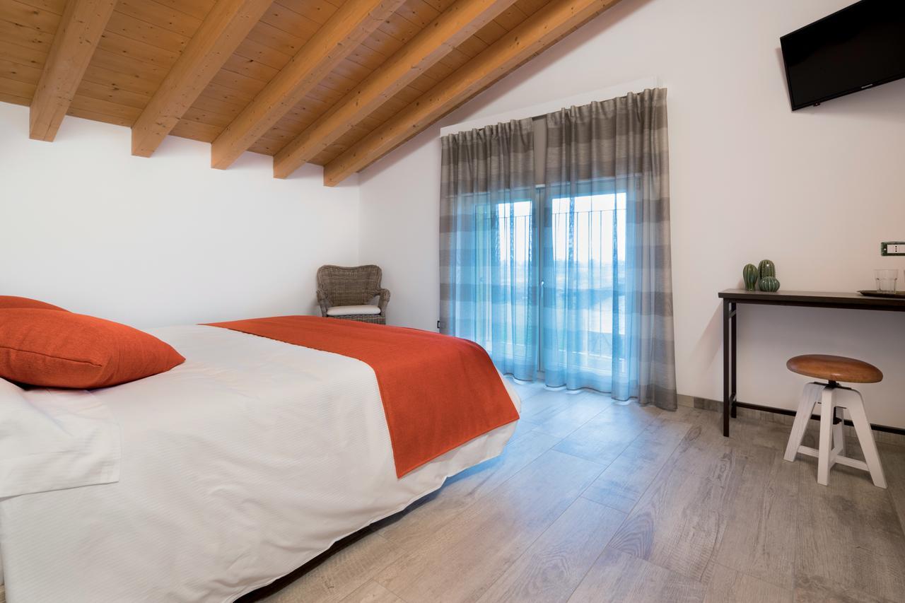 Agriturismo Camisi Qh Cambiago Dış mekan fotoğraf